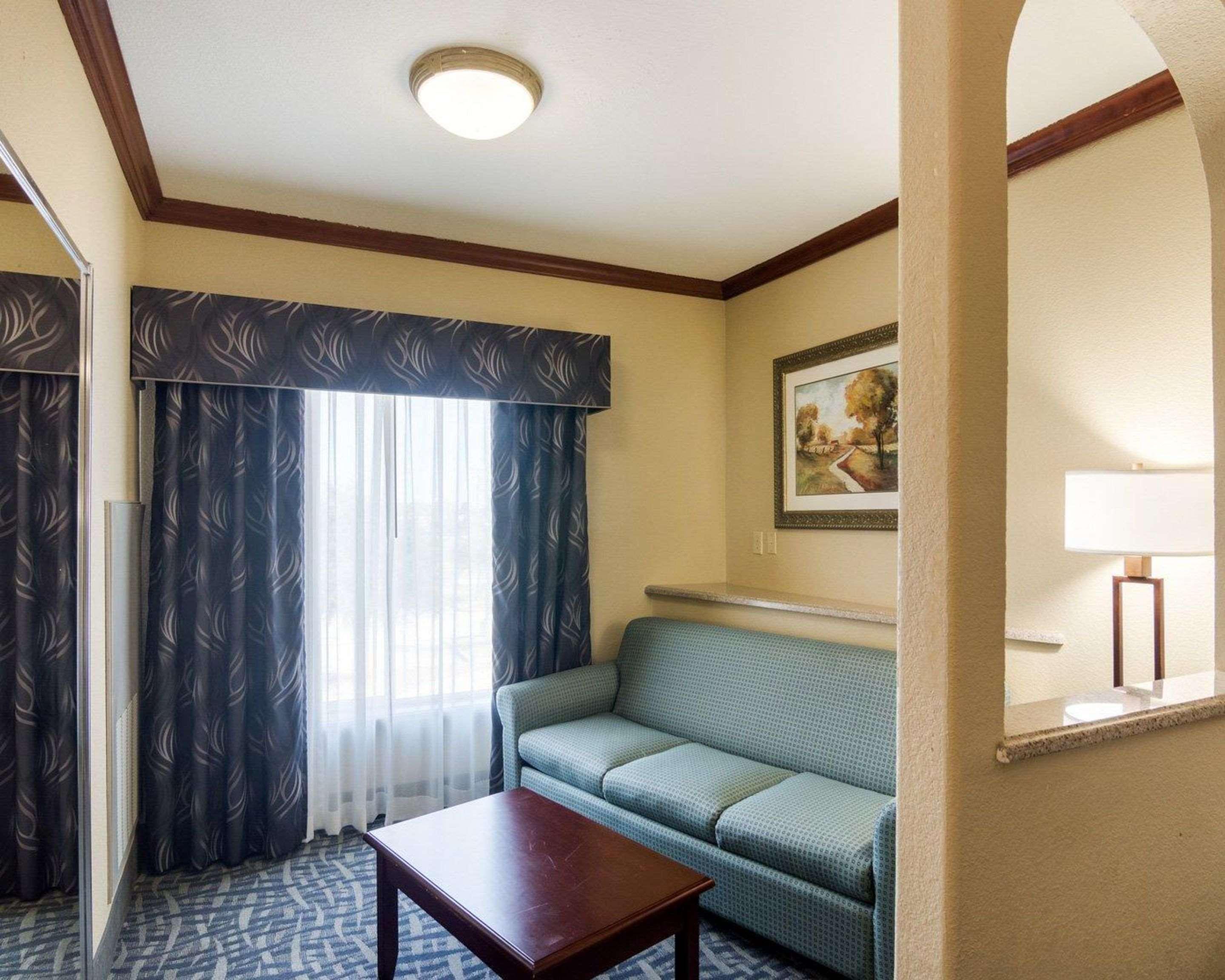 Comfort Suites Gainesville Dış mekan fotoğraf
